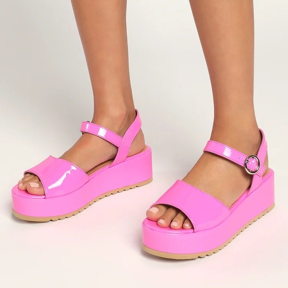 Dirty Laundry by Chinese Laundry Jump Out Sandals in Pink - Picture 1 of 9